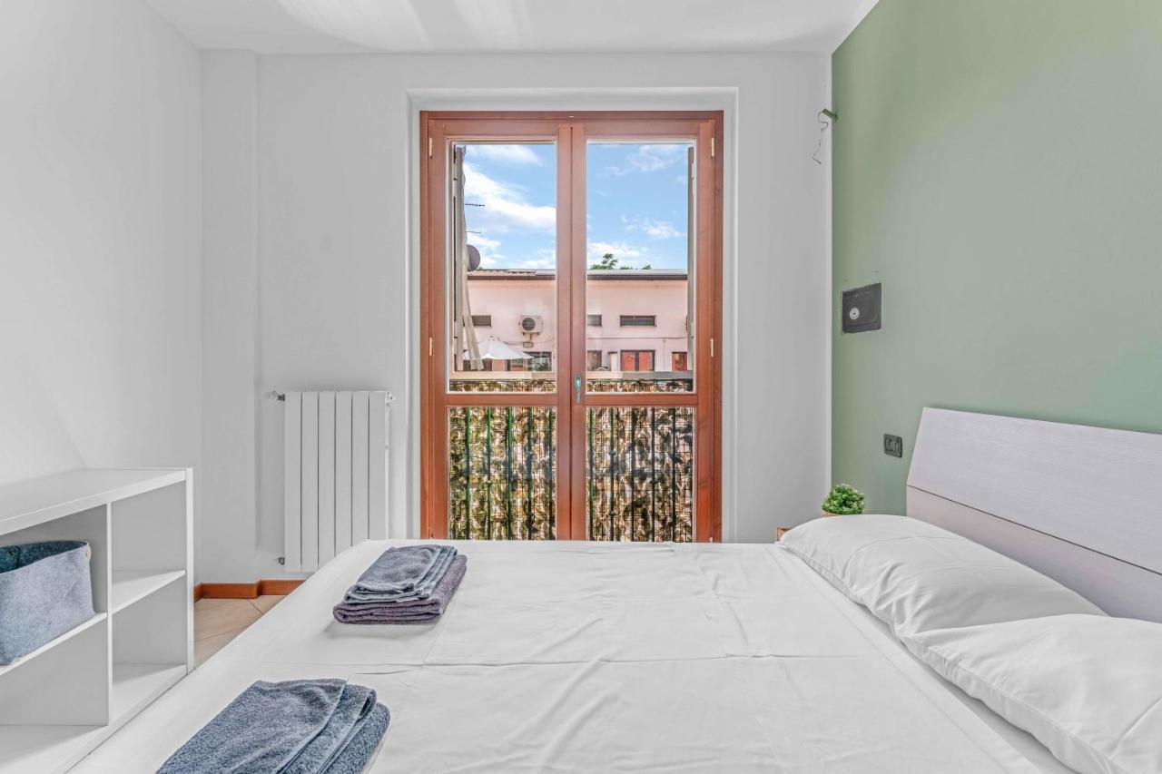 Frasi house, appartamento con terrazzo e spazioso. Milano Esterno foto