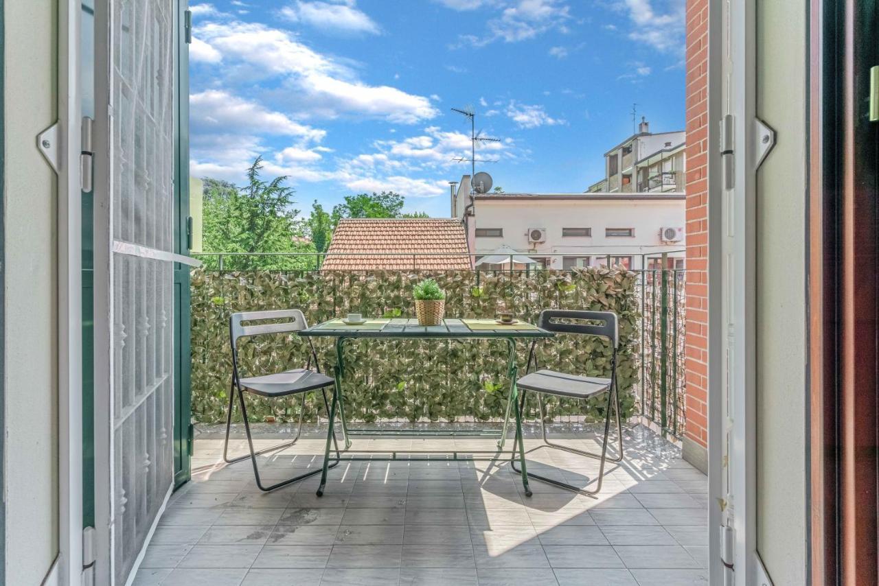 Frasi house, appartamento con terrazzo e spazioso. Milano Esterno foto